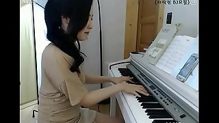 Cute korean Girl Masturbate - More bit.ly/2DsHBrV
